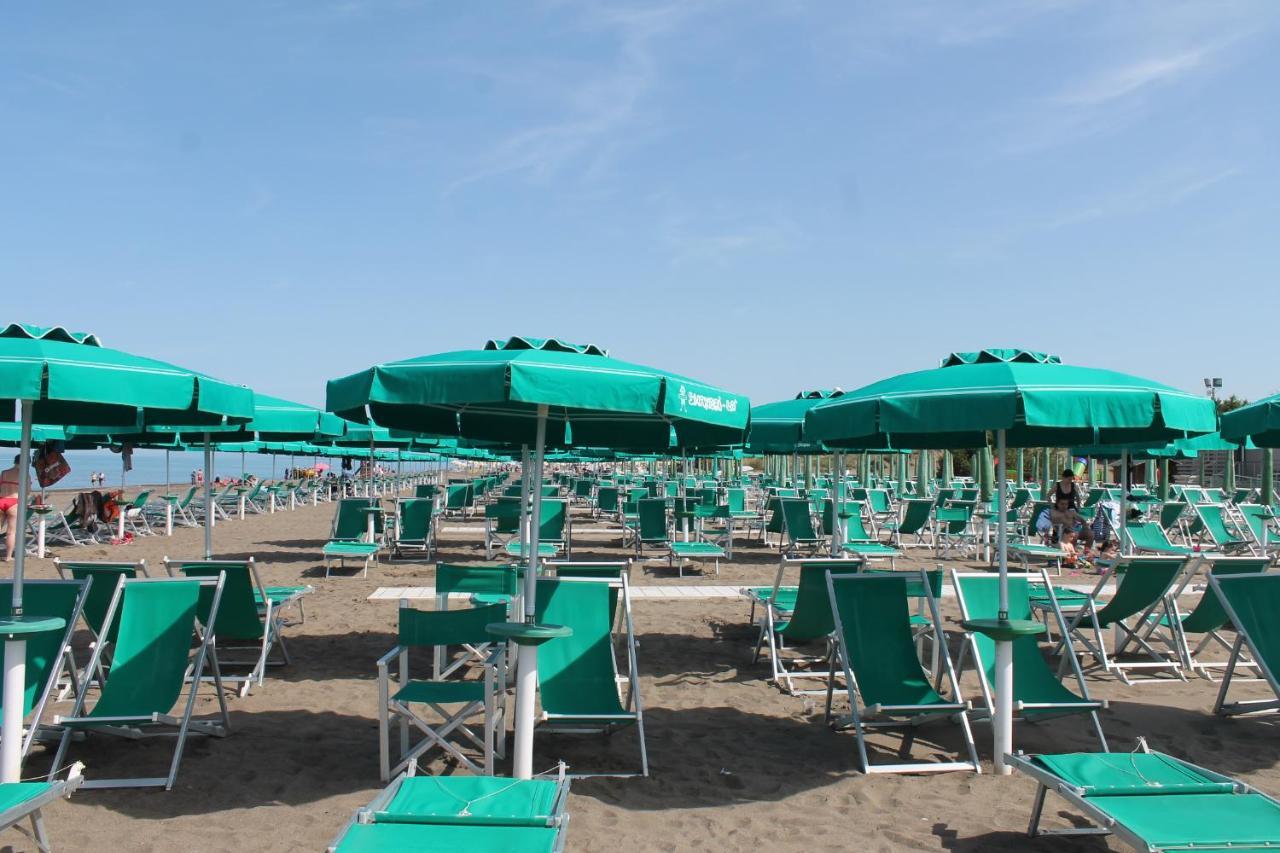 Liberius A Soli 100M Dal Mare Marina di Castagneto Carducci Ngoại thất bức ảnh